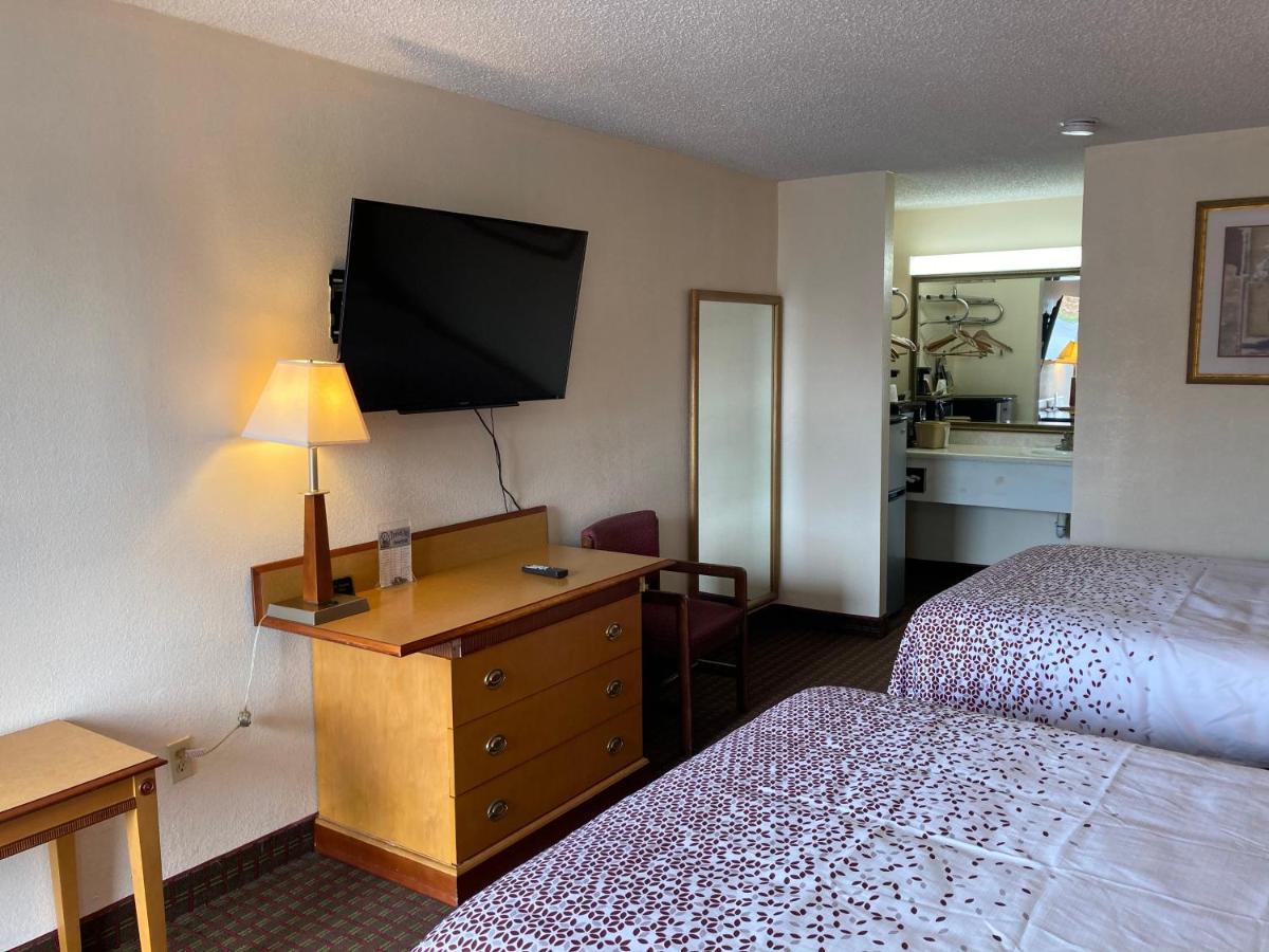 Travel Inn Hazen Exterior photo