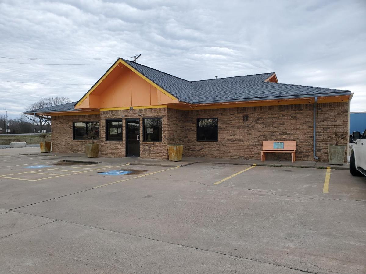 Travel Inn Hazen Exterior photo